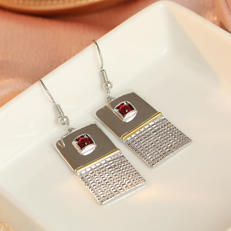 Women's Elegant Two-Tone Texture Dangle Earrings